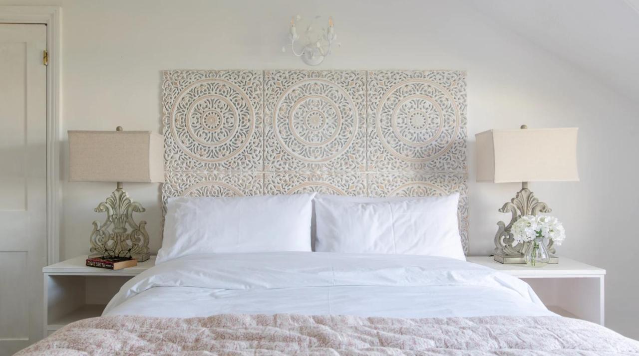 Tranquil Beachfront Beautiful 2-Bed Apartment Deal Bagian luar foto